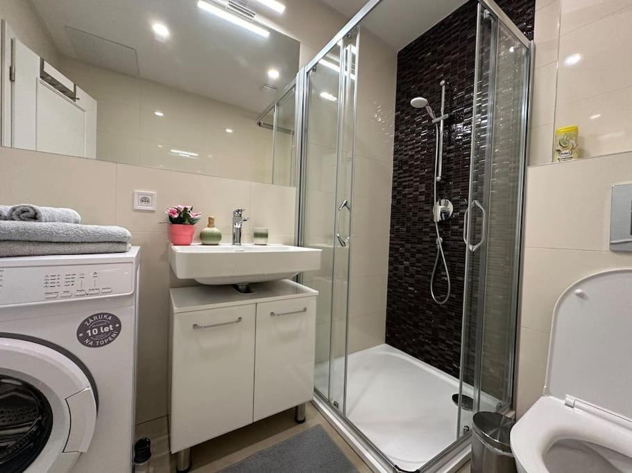 Romantic Apartment In The Center Of ปราก ภายนอก รูปภาพ